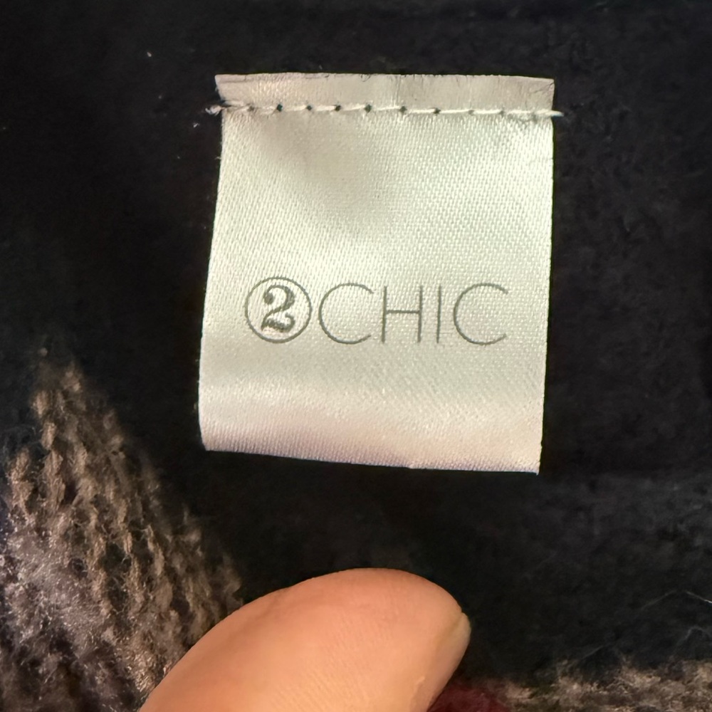 2 Chic Cape with Button Closure - Picture 7 of 11